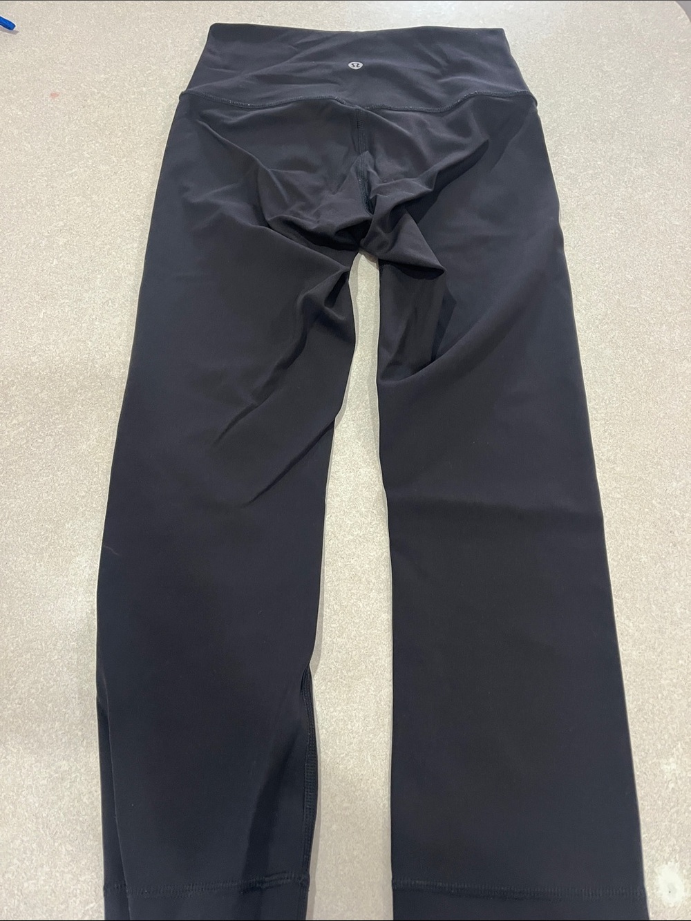 lululemon Black crop Leggings - Picture 2 of 7